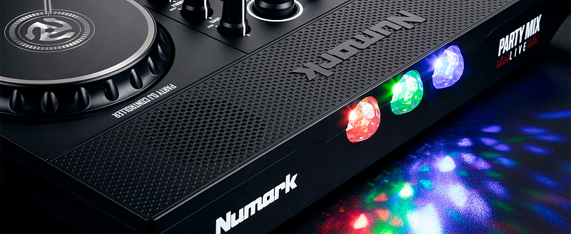 Фото DJ-контроллер NUMARK PARTYMIX LIVE в комплекте ПО Serato