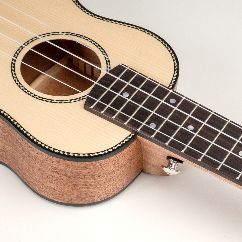 Фото Укулеле концертный Cascha HH-2152 Spruce Series