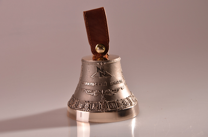 Фото Колокол — Норильск. Норильский никель. Карта РФ и города месторождений